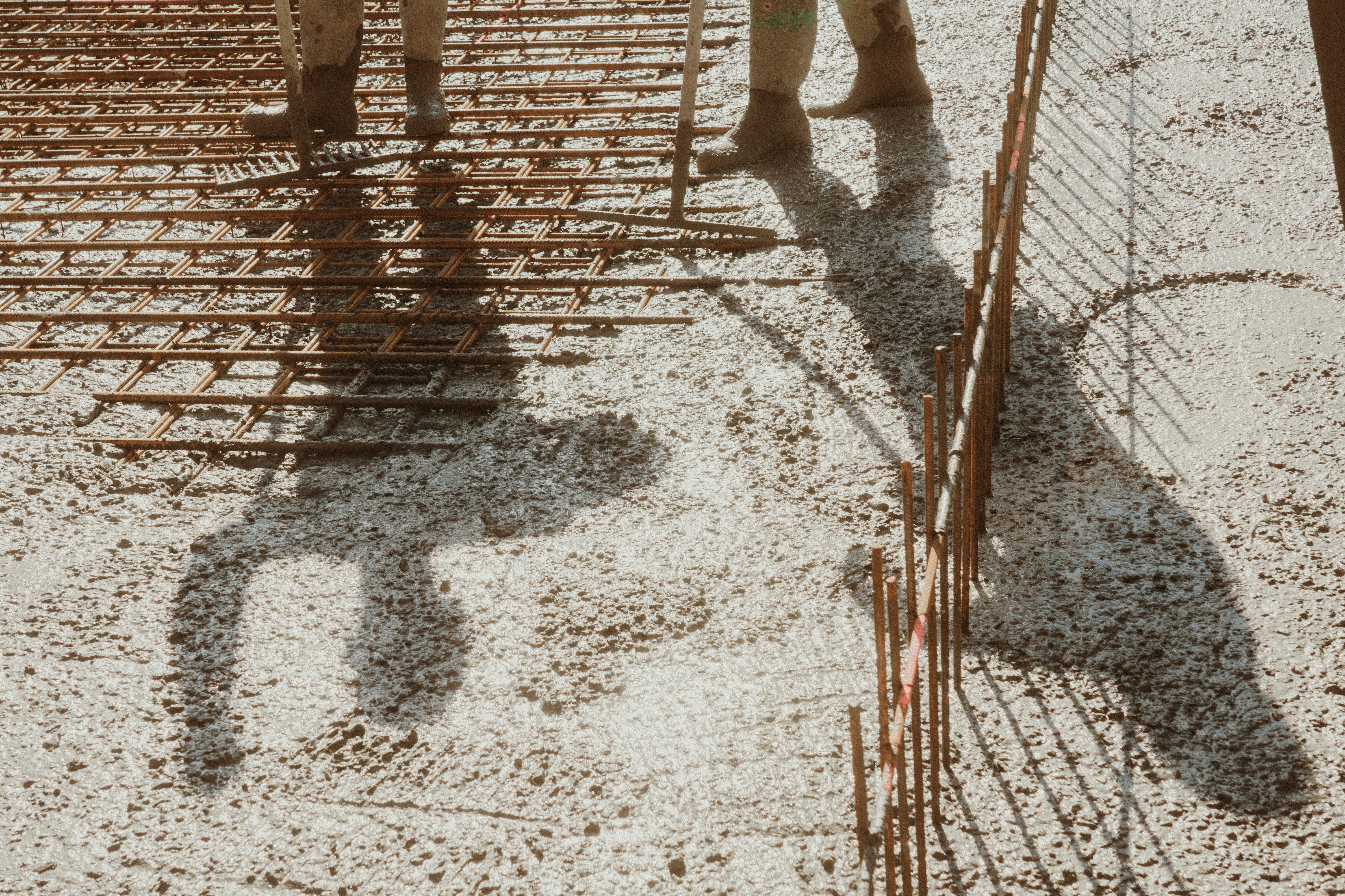 Coulage de béton sur un chantier de construction